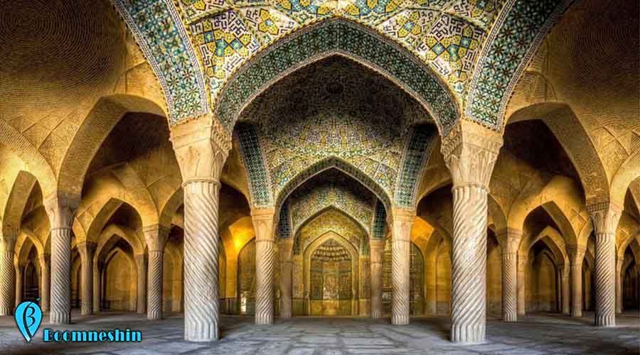 مسجد جامع عتیق اصفهان قدیمی‌ترین بنای تاریخی موجود در اصفهان است